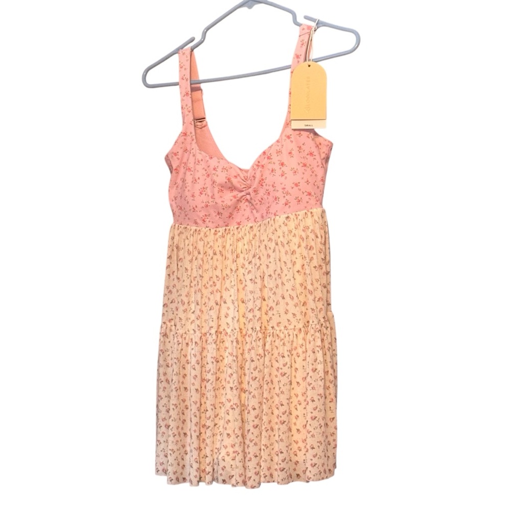 NWT Pink Floral Fitness Sundress with Tiered Skirt Size Small - Picture 3 of 10